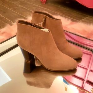 Old navy's boot Berge size 9